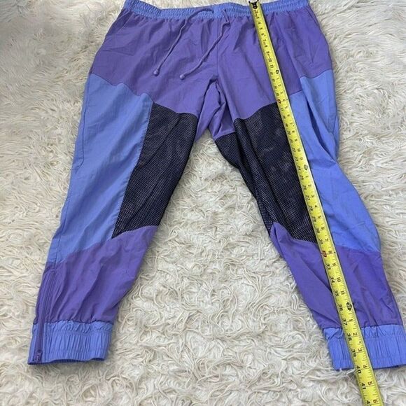 Ashro Womens Plus Size Retro Purple Mesh Nylon Active Lounge Pant and Jacket Set - Picture 10 of 12